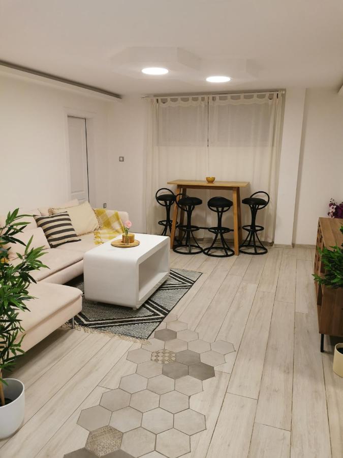 Apartman Tea Novi Sad Exteriör bild